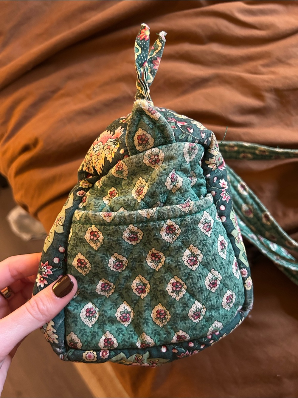 Vera Bradley Green Floral Quilted Shoulder Bag - Picture 6 of 7